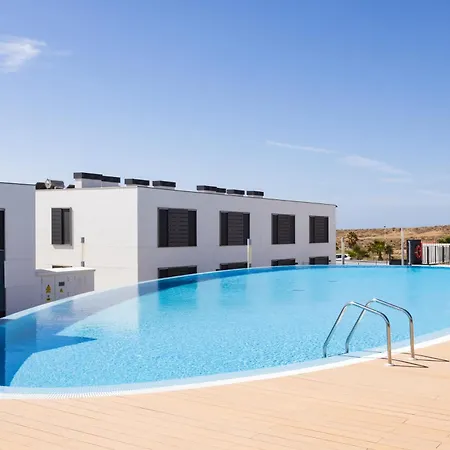 Nordes Sea View And Pool Apartament