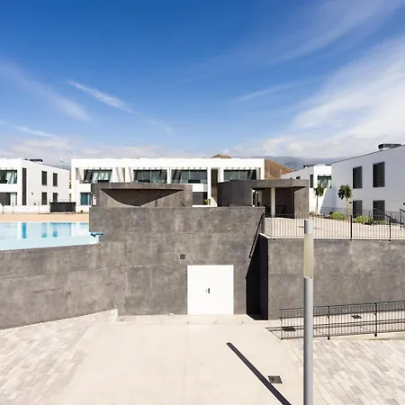 Nordes Sea View And Pool Apartament *