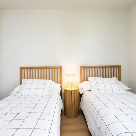 Nordes Sea View And Pool Apartament *